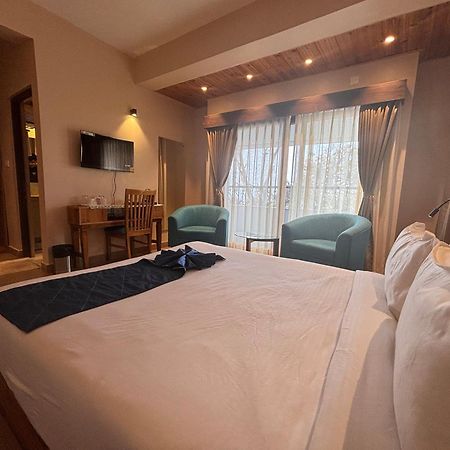Blue Orchid Premium Hotel Kalimpong Bagian luar foto