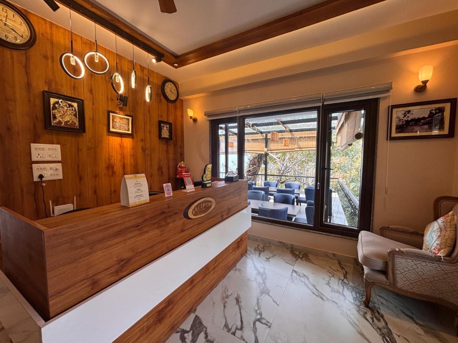 Blue Orchid Premium Hotel Kalimpong Bagian luar foto