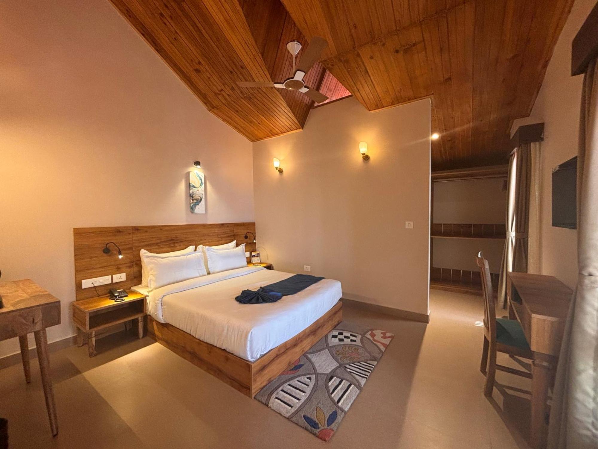 Blue Orchid Premium Hotel Kalimpong Bagian luar foto