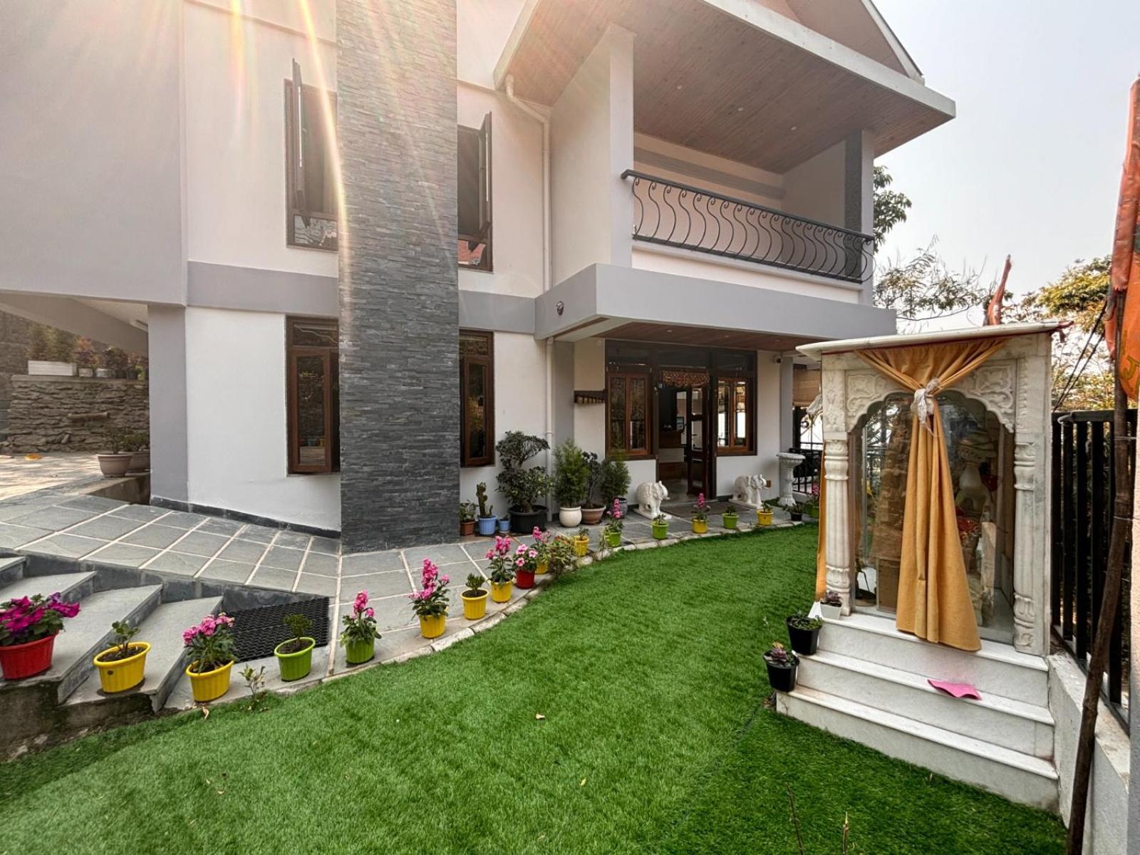 Blue Orchid Premium Hotel Kalimpong Bagian luar foto