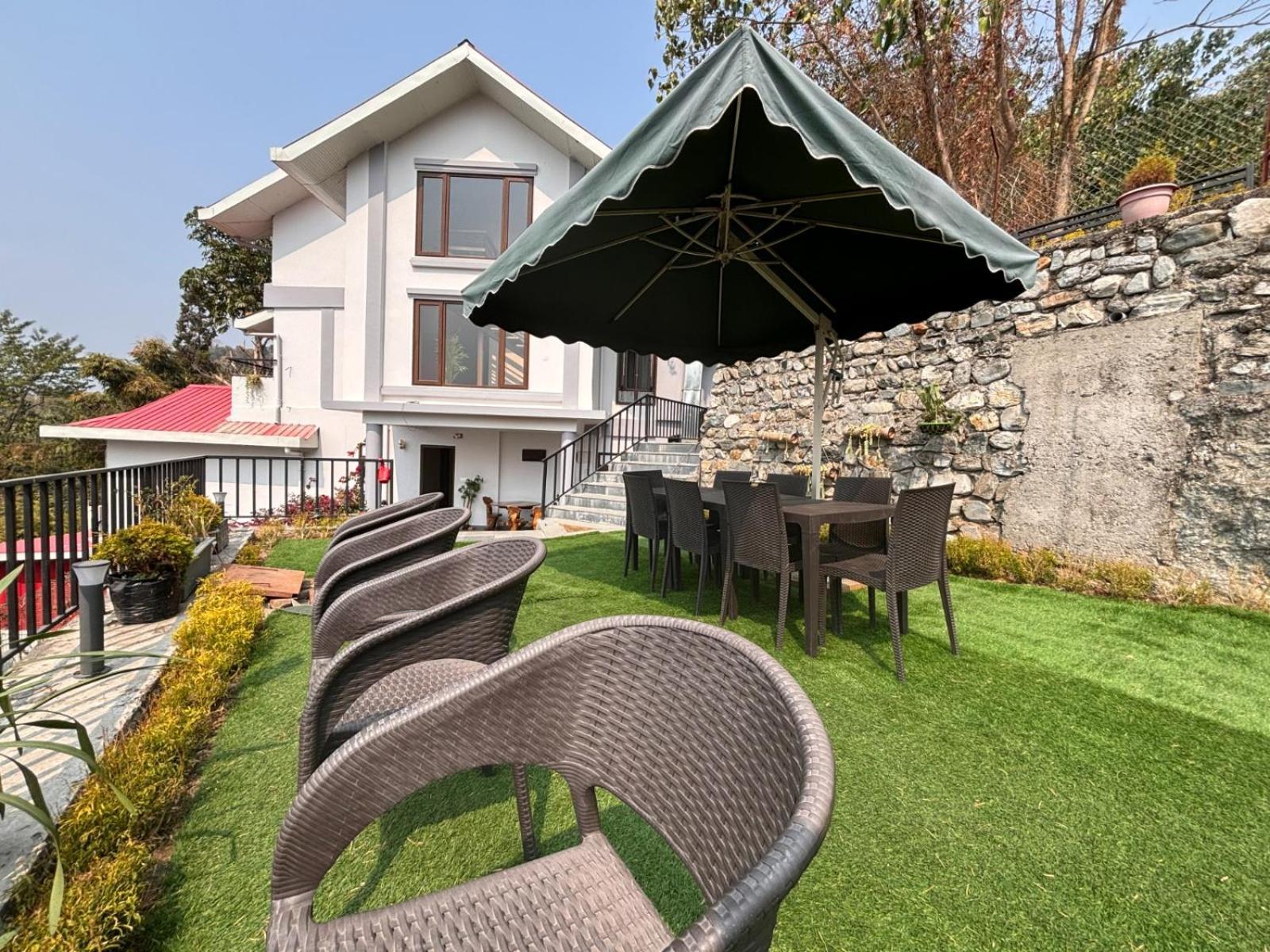 Blue Orchid Premium Hotel Kalimpong Bagian luar foto