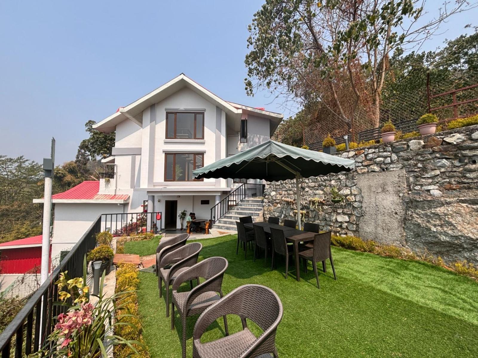 Blue Orchid Premium Hotel Kalimpong Bagian luar foto