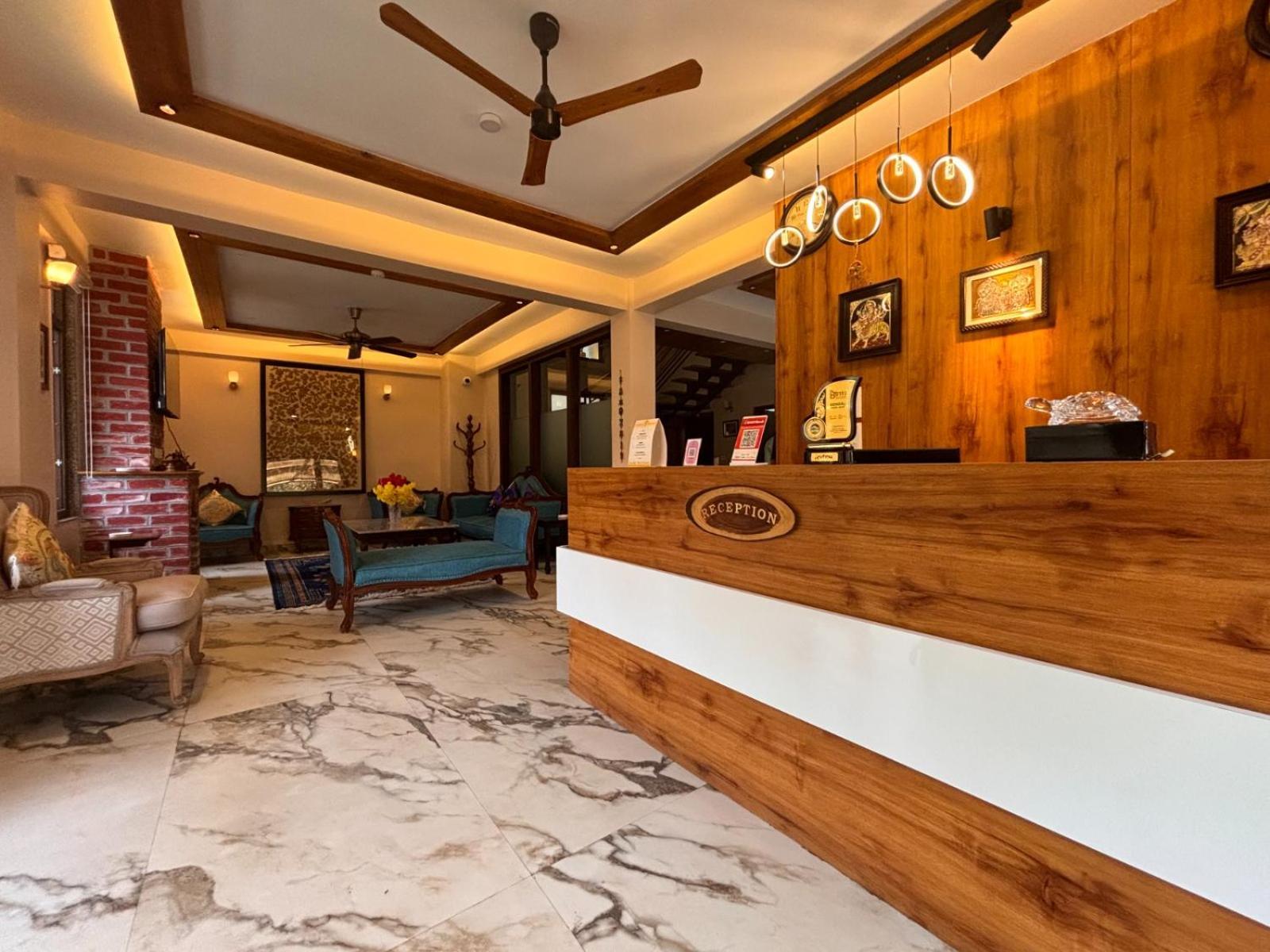 Blue Orchid Premium Hotel Kalimpong Bagian luar foto