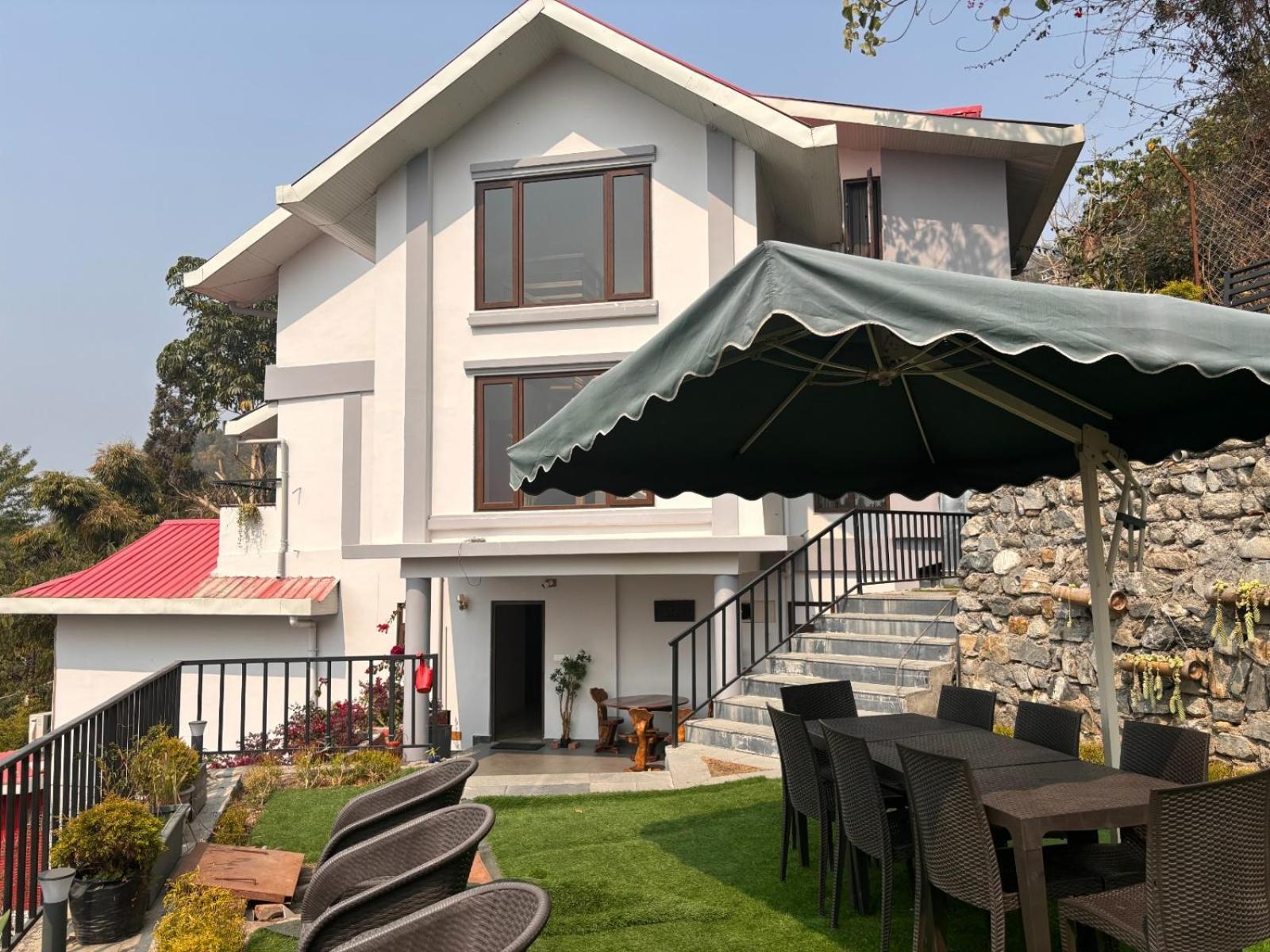 Blue Orchid Premium Hotel Kalimpong Bagian luar foto