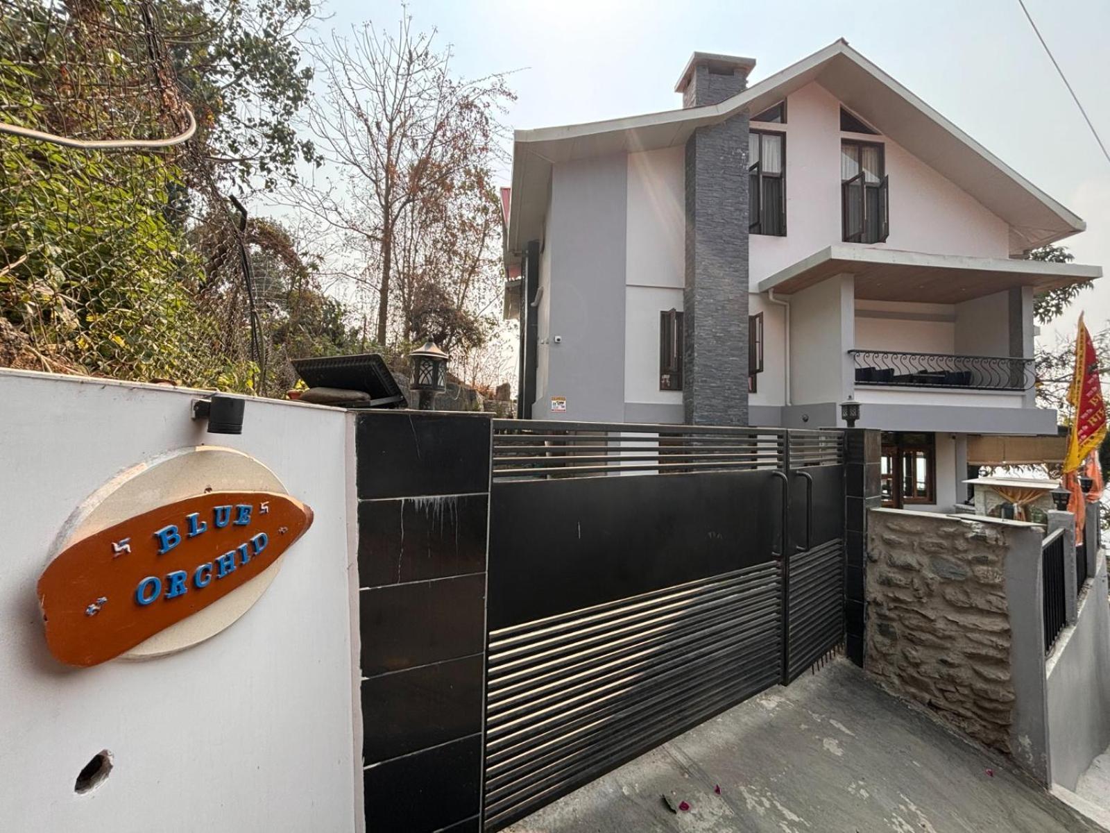 Blue Orchid Premium Hotel Kalimpong Bagian luar foto